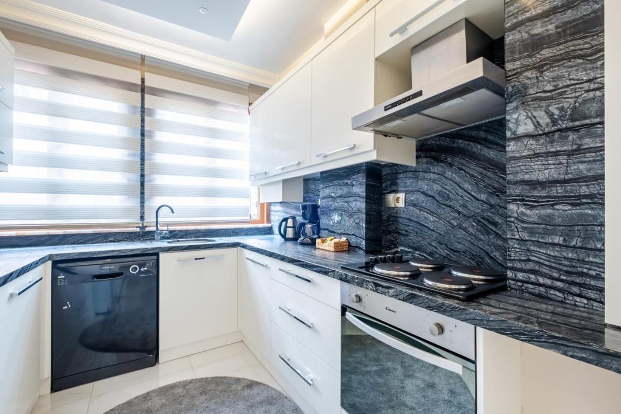 Captivating Flat With Balcony Near Besiktas Pier Daire İstanbul Dış mekan fotoğraf