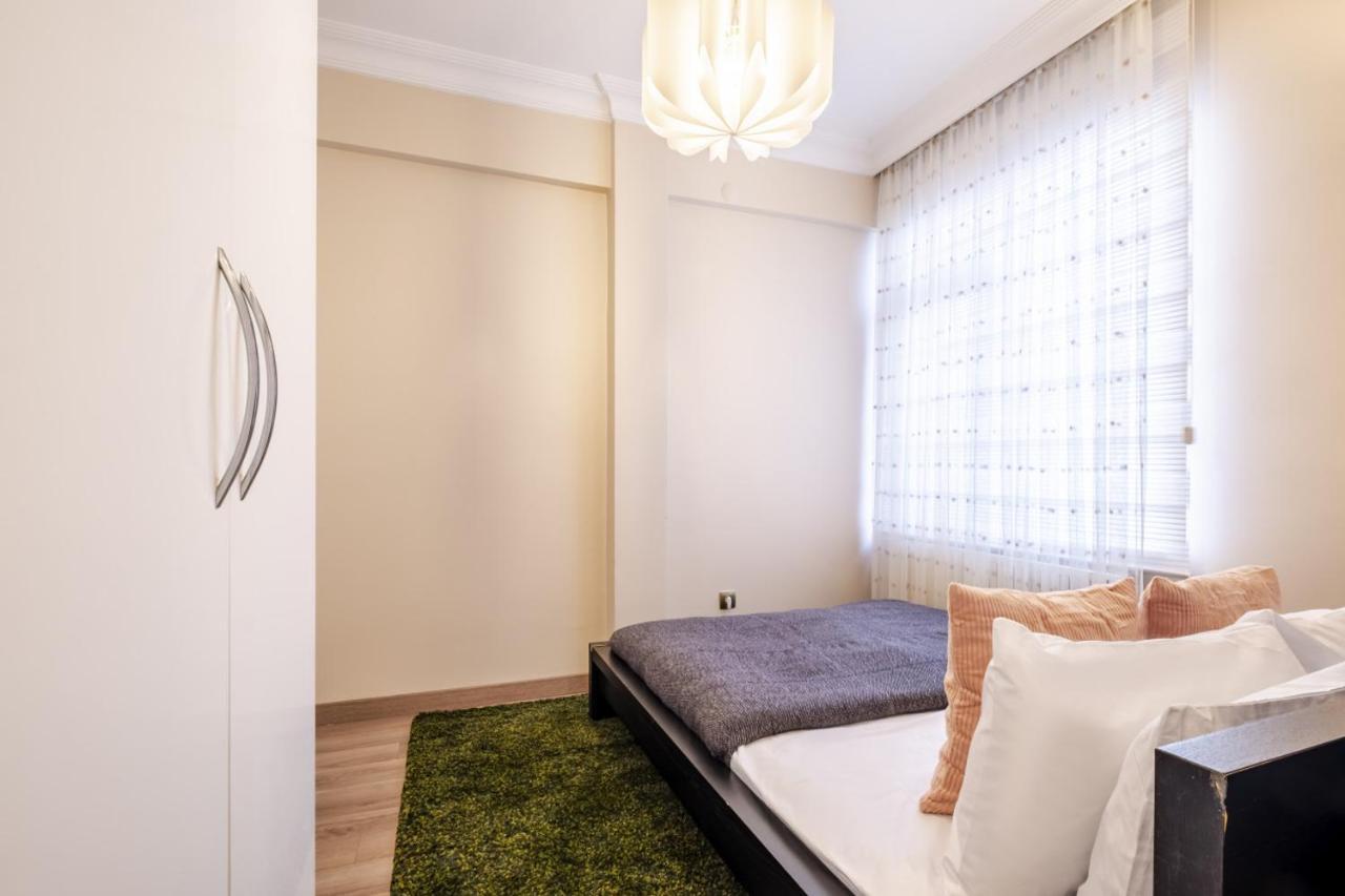 Captivating Flat With Balcony Near Besiktas Pier Daire İstanbul Dış mekan fotoğraf